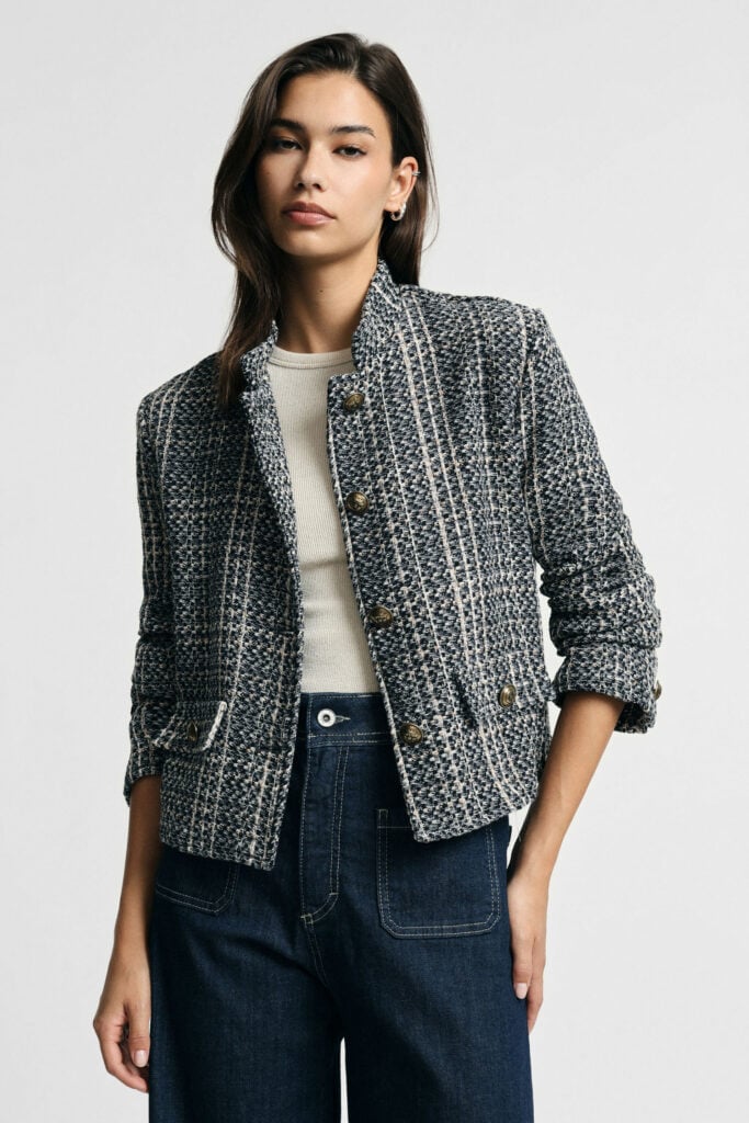 veste please