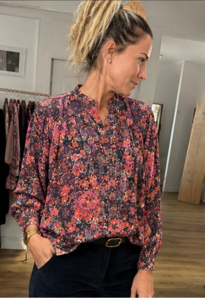 blouse freak maison hotel