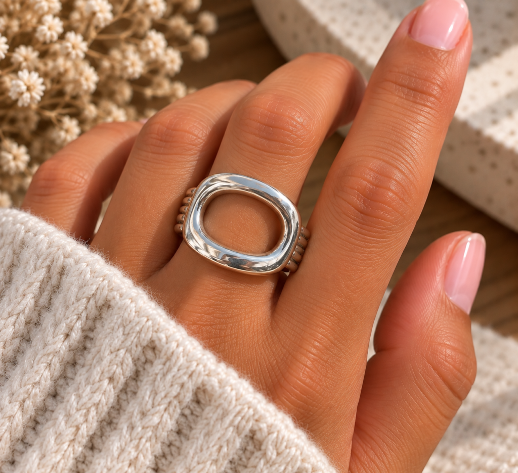 bague boue secret de cuir